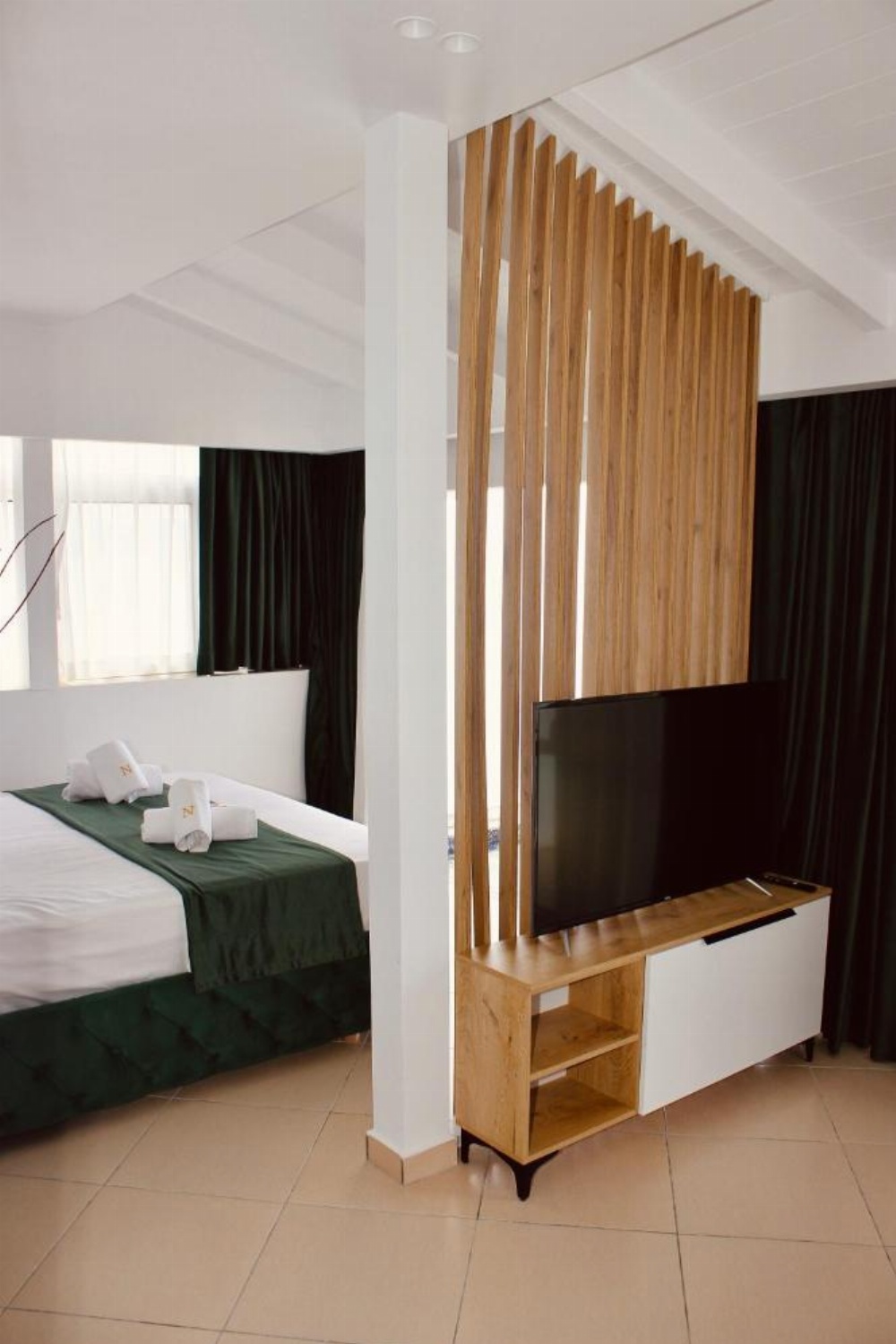 Room image 5