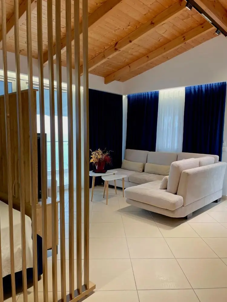 Deluxe Suite with Sea View